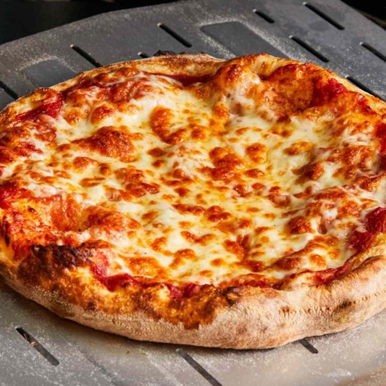 Delicious Cheese Pizza Options