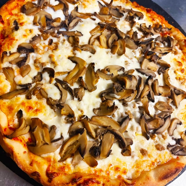 Large Traditional Pizza.